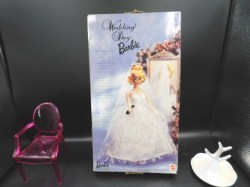 wedding day barbie box back